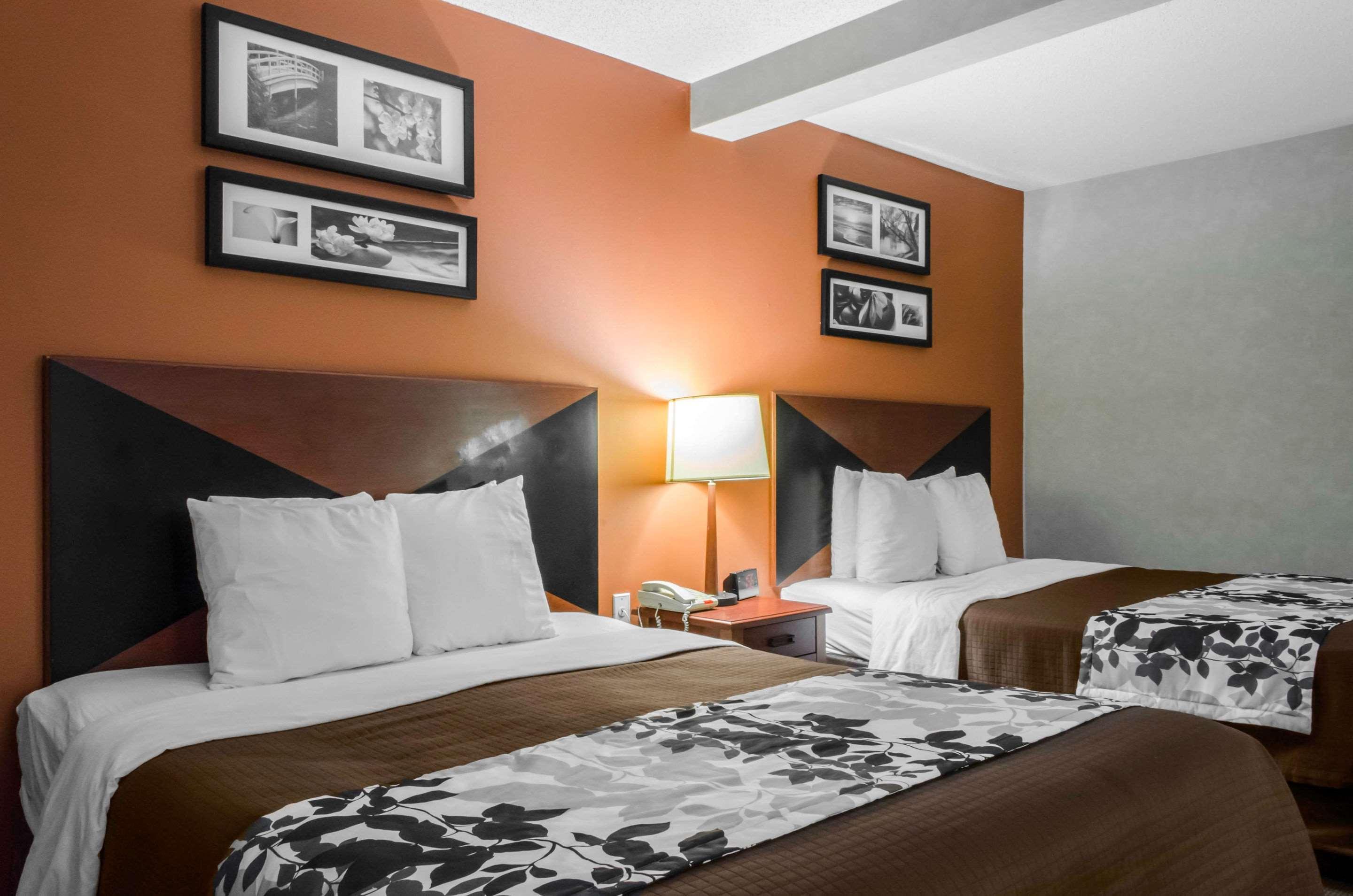 Sleep Inn & Suites Ронкс Екстериор снимка