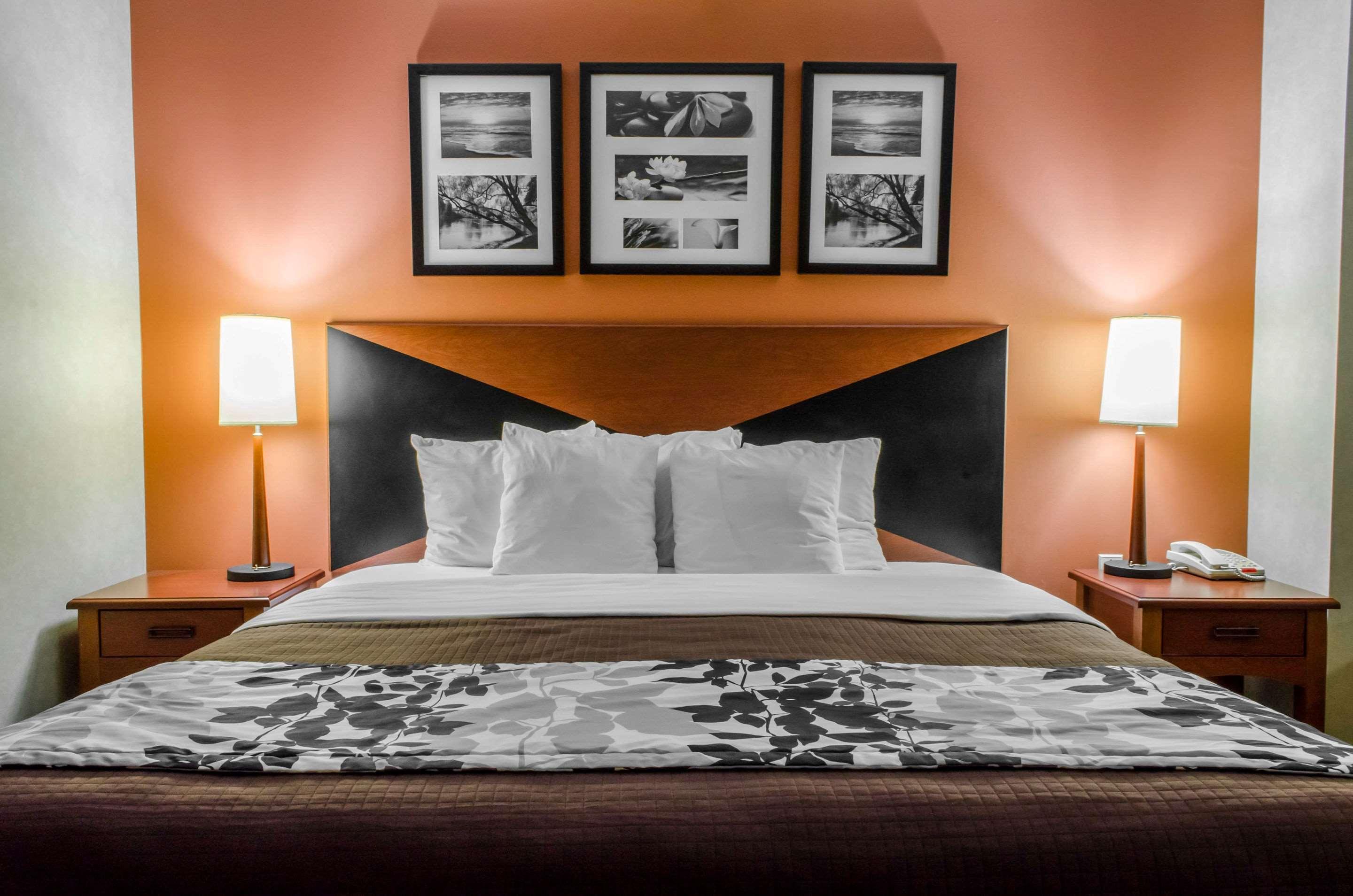 Sleep Inn & Suites Ронкс Екстериор снимка