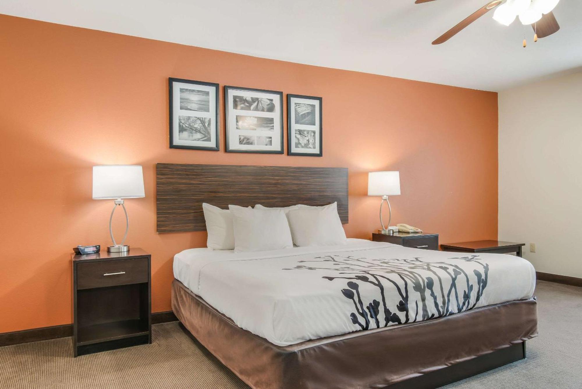 Sleep Inn & Suites Ронкс Екстериор снимка